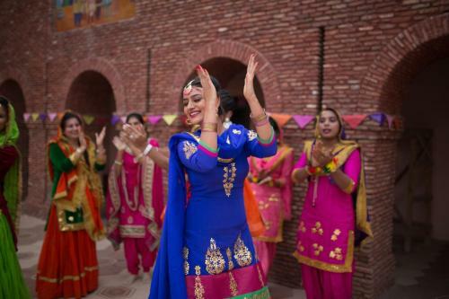 Hotel Sadda Pind
