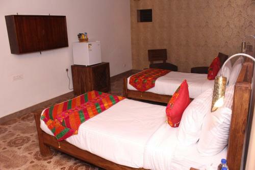 Hotel Sadda Pind