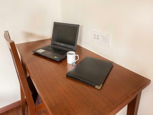 Aparthotel Treebo Orchard Suites