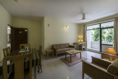 Aparthotel Treebo Orchard Suites