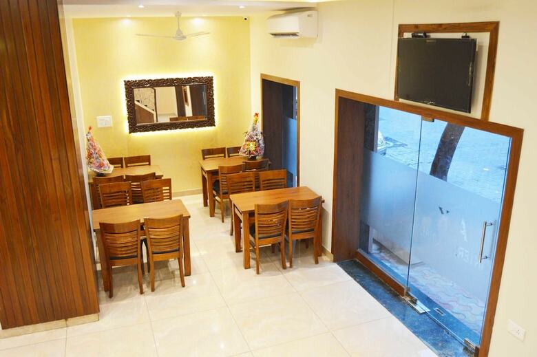 Hotel A. K. International