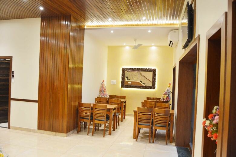 Hotel A. K. International