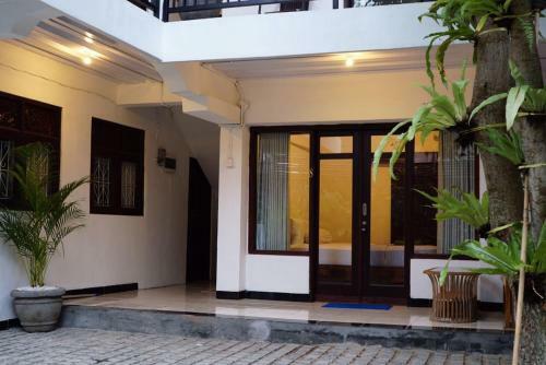 Oka's Home Stay
