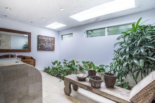 Hostal Wayang Retreat