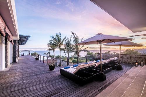 Pandawa Cliff Edge Ocean View Banyu Biru Villa