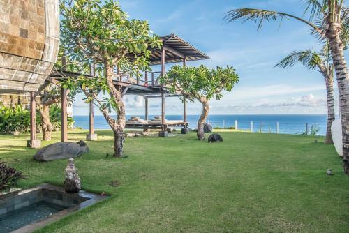 Pandawa Cliff Edge Ocean View Banyu Biru Villa