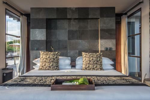 Pandawa Cliff Edge Ocean View Banyu Biru Villa