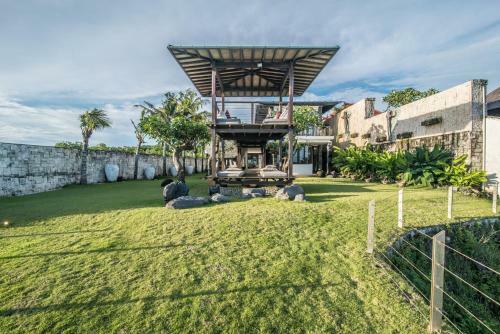Pandawa Cliff Edge Ocean View Banyu Biru Villa