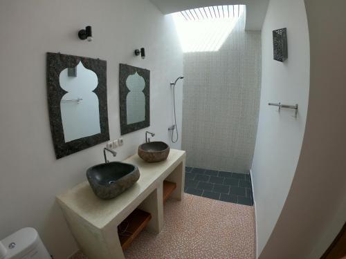 Golden Villa Shanti