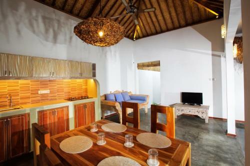 Golden Villa Shanti