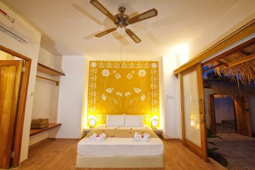 Golden Villa Shanti