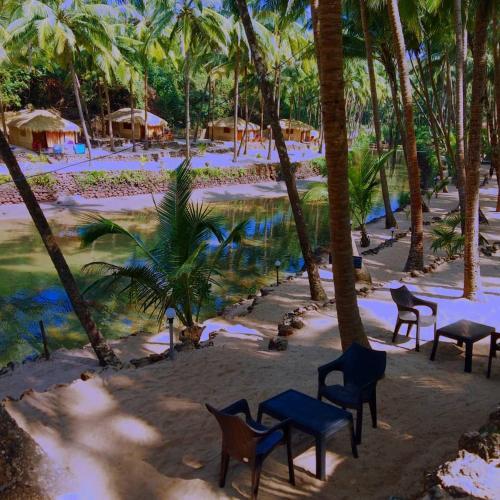 Hotel Krishna Paradise Beach Resort