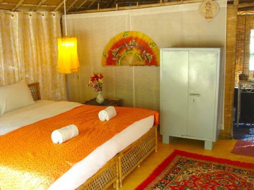 Hotel Krishna Paradise Beach Resort
