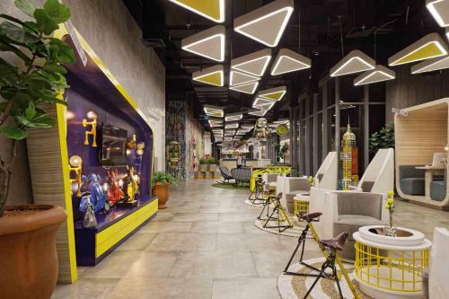 Yello Hotel Harmoni