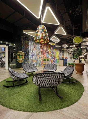 Yello Hotel Harmoni