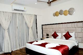 Hotel Supreme Grande