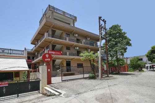 Hotel Oyo Flagship 4464 Maira Residency