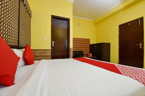 Hotel Oyo Flagship 4464 Maira Residency