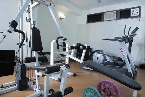 Hostal Ahuja Residency -jcm 55, Dlf Phase -2