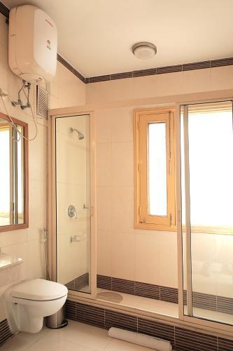 Hostal Ahuja Residency -jcm 55, Dlf Phase -2
