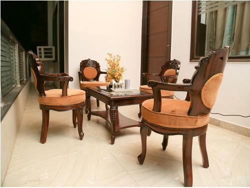 Hostal Elite Suites