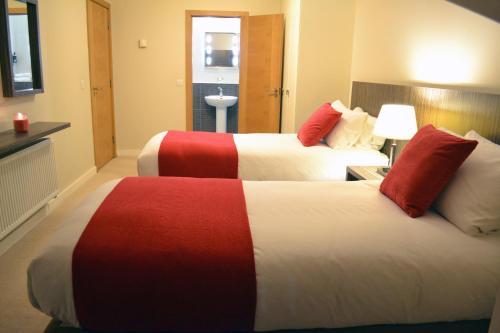 Hotel Carrick Plaza Suites By Thekeycollection
