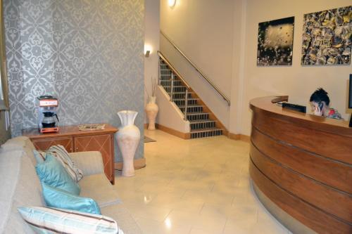 Hotel Carrick Plaza Suites By Thekeycollection
