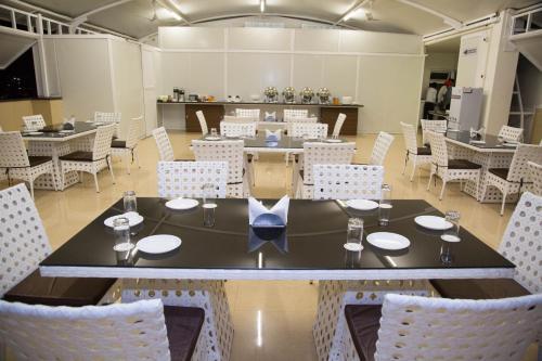 Ruby Pride Luxury Hotel