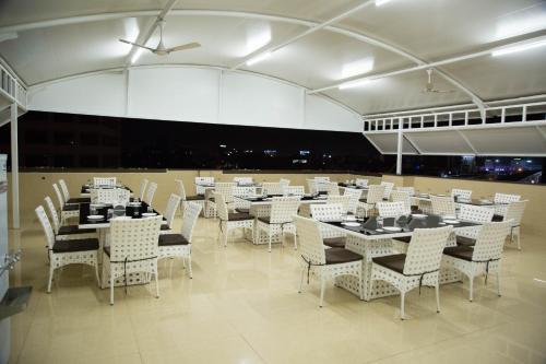 Ruby Pride Luxury Hotel