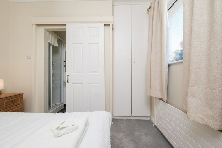 Four Seasons B&B