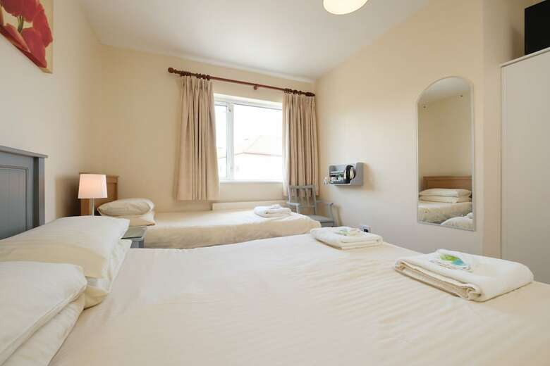Four Seasons B&B