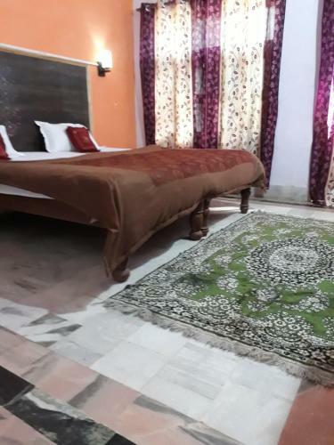 Hotel Plaza Khajuraho