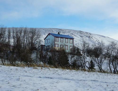 Hostal Saudafell Guesthouse