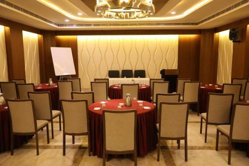 Hotel The Thangam Grand