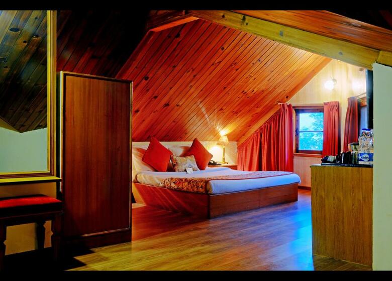 Hotel Summit Le Royale