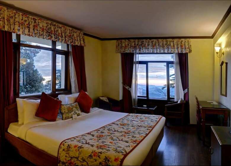 Hotel Summit Le Royale