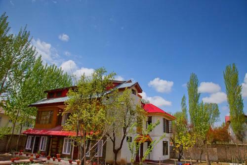 Bed & Breakfast Mahatta Home Stay