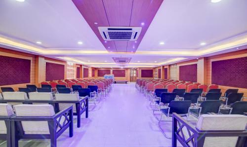 Hotel Nandanam Park