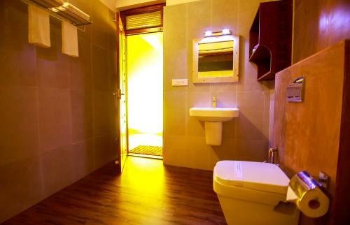 Hotel Bamboo Creek Resort