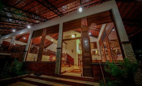 Hotel Bamboo Creek Resort