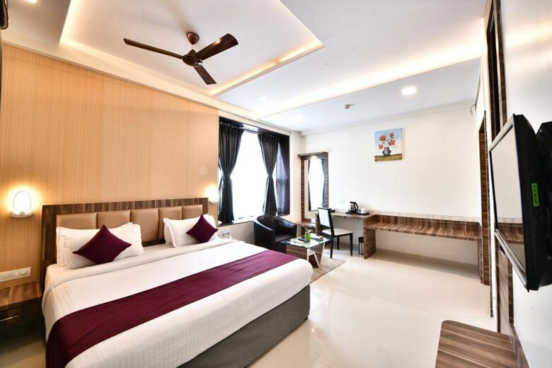Hotel Vits Sagar Plaza, Pune Chakan