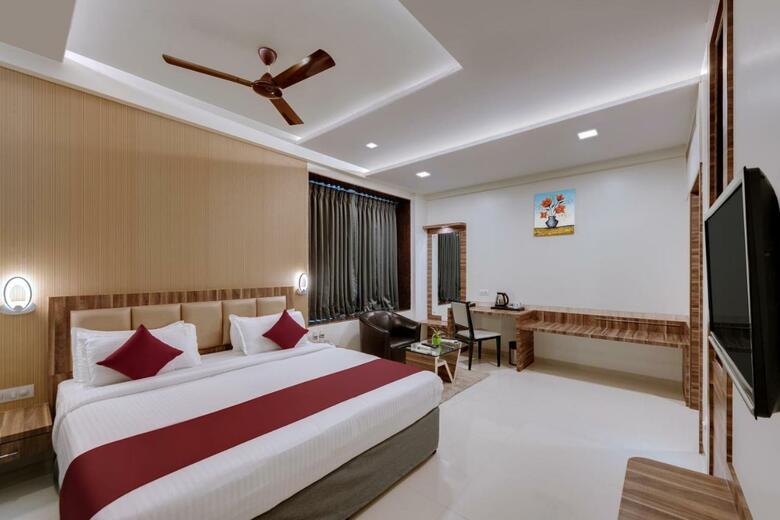 Hotel Vits Sagar Plaza, Pune Chakan