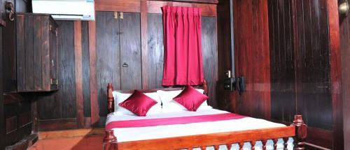 Hotel Thejas Resorts Wayanad