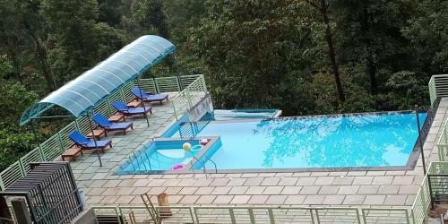 Hotel Woodrose Resort