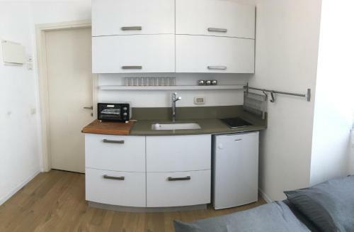 Designer's Apartments Near The Beach
