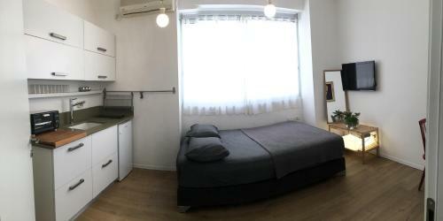 Designer's Apartments Near The Beach