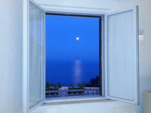 Hostal Camera Con Vista Mare-blu Panoramic