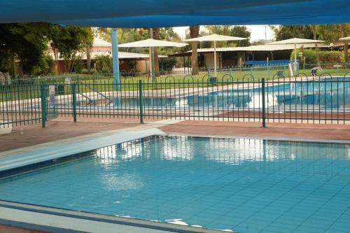 Lodge Eretz Zeelim