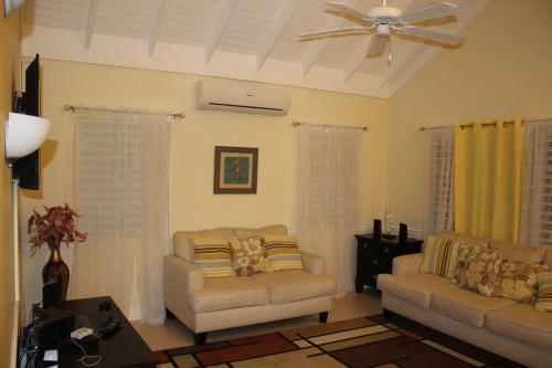 Seashell Villa Ocean View
