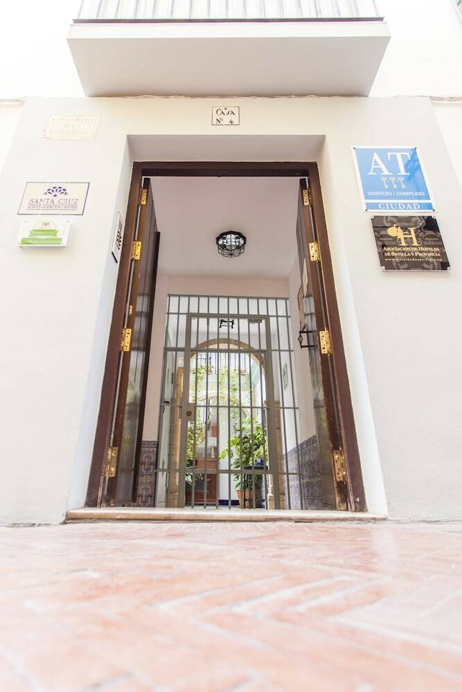 Apartamentos Suites Santa Cruz